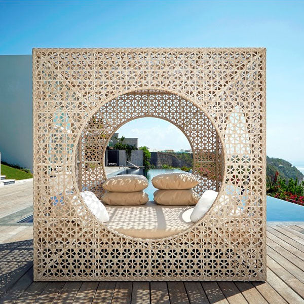 Wicker Canopy Daybed